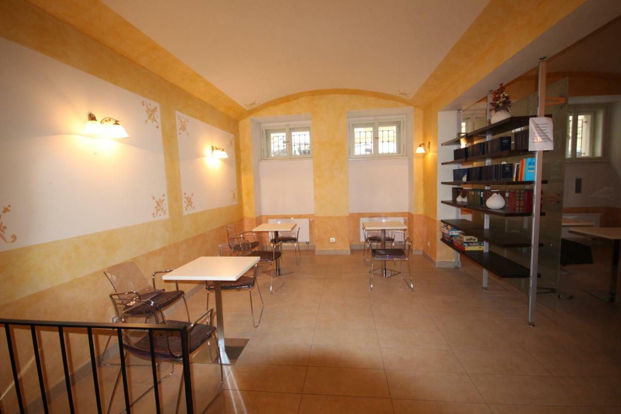 Apartment Halkova 5 Prague Ngoại thất bức ảnh