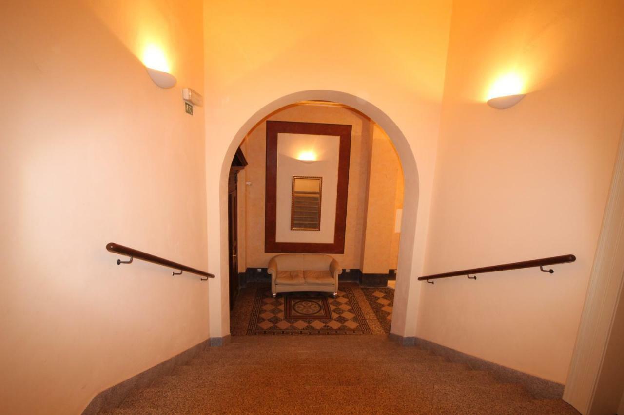 Apartment Halkova 5 Prague Ngoại thất bức ảnh