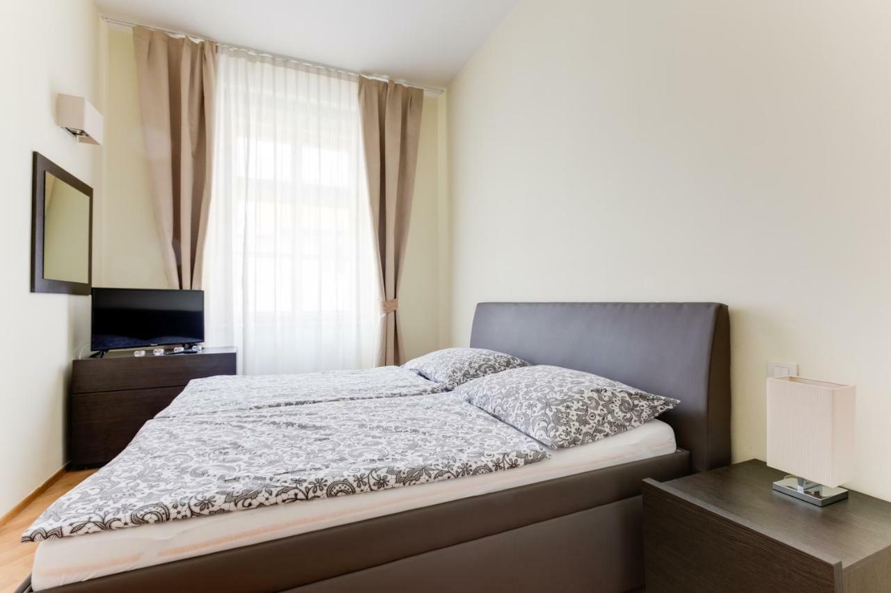 Apartment Halkova 5 Prague Ngoại thất bức ảnh